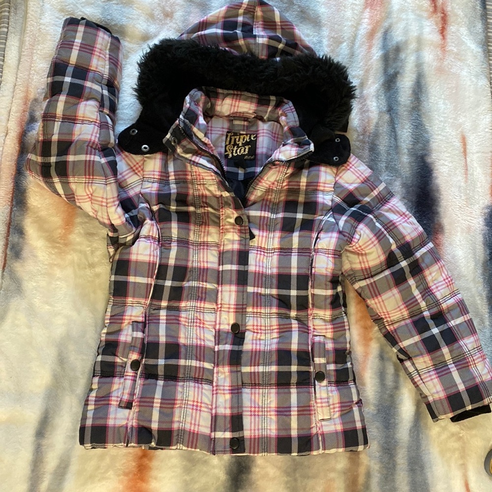 Triple Star ⭐️ winter coat girls M 10-12